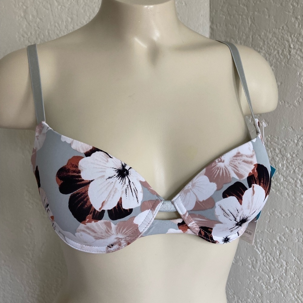 danskin intimates floral bra 34B. NWT